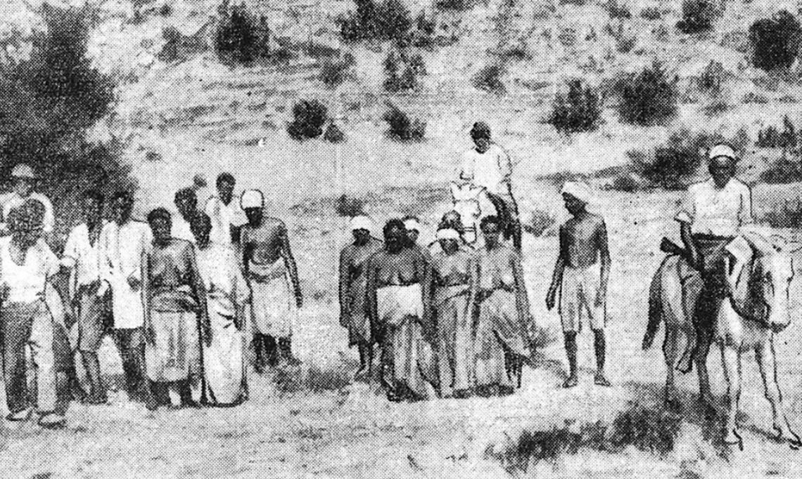 Une caravane d'esclaves près du lac Assal, dans l'actuel Djibouti, Le Matin, 24 mai 1930 - source : RetroNews-Gallica