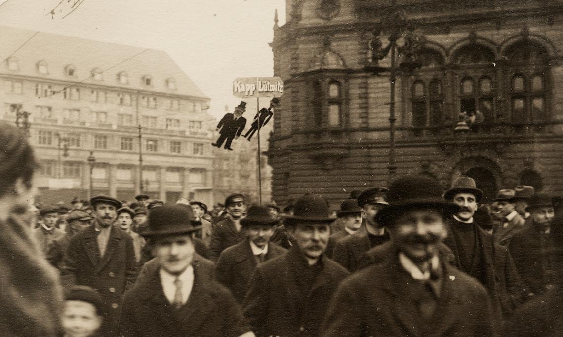 Photographie d'une manifestation contre le putsch de Kapp-Lüttwitz à Berlin, Allemagne, 1920 - source : WikiCommons