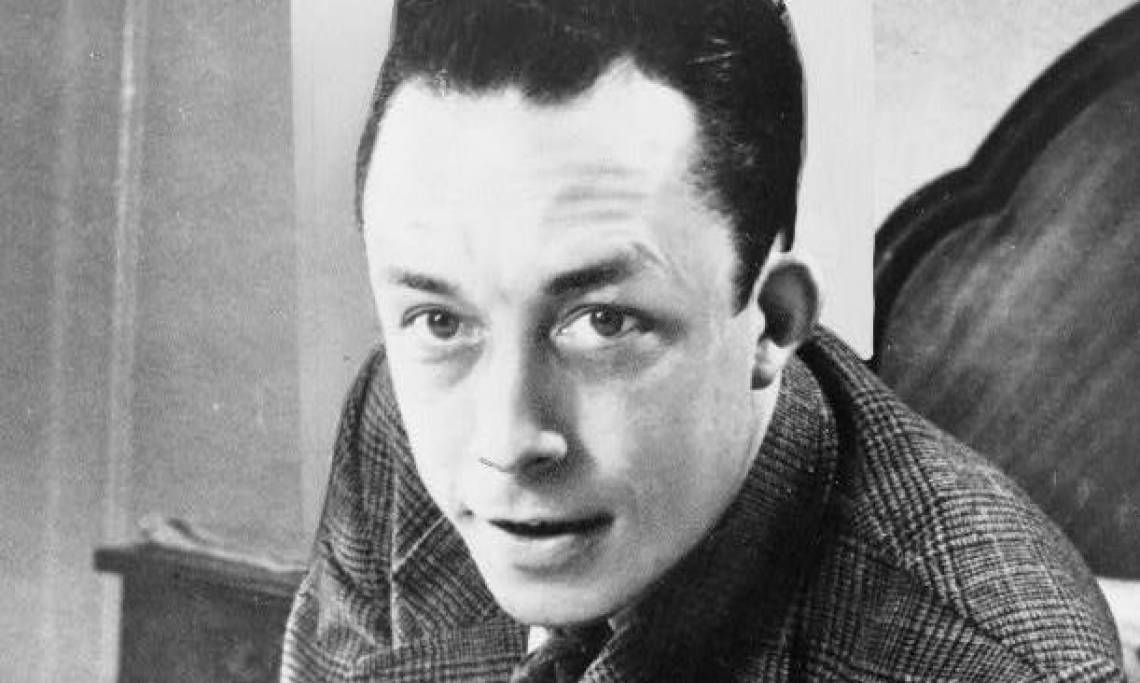 Albert Camus en 1957 - source : WikiCommons
