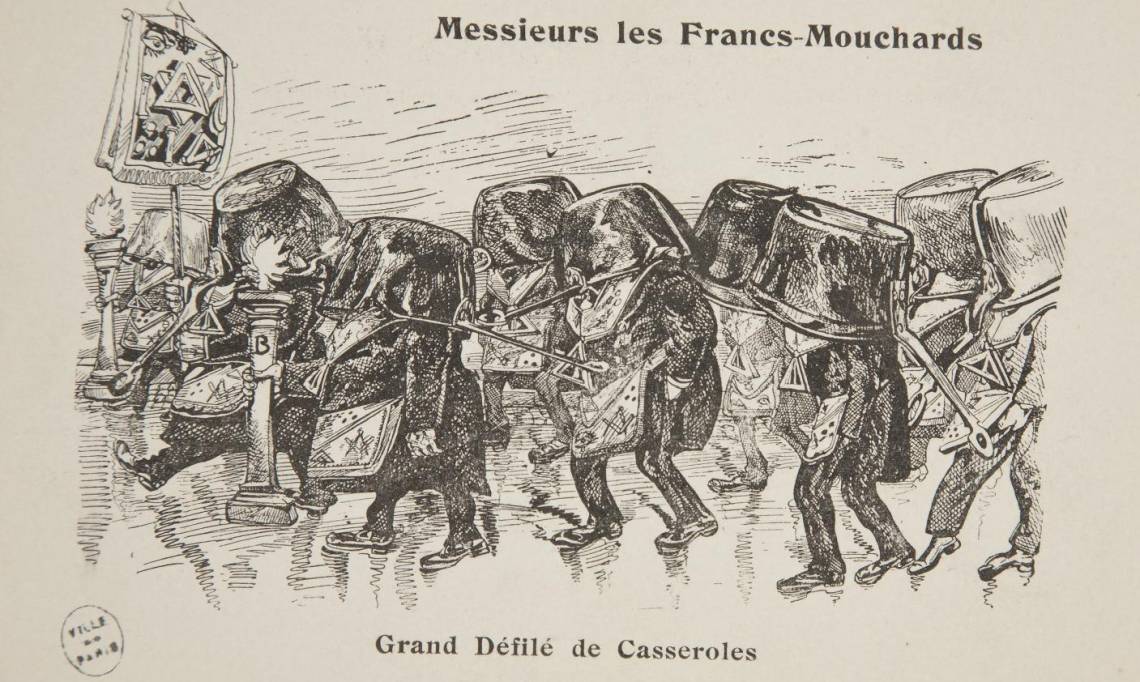 « Messieurs les francs-mouchards : grand défilé de casseroles », carte postale antimaçonnique, 1884 – source : Gallica-Bibliothèque de la ville de Paris