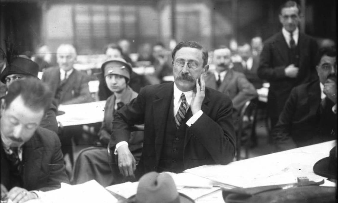 Léon Blum lors d'un congrès socialiste en 1925, Agence Meurisse - source : Gallica-BnF