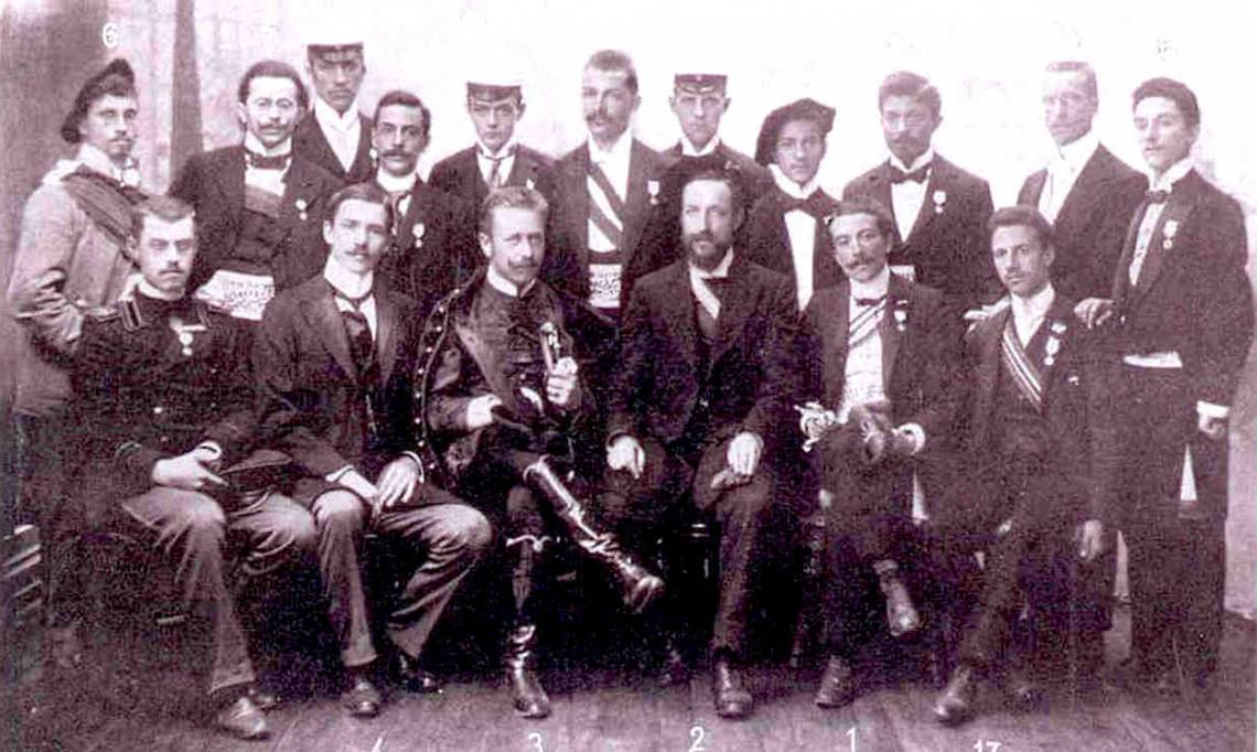 Photo du Conseil Fédéral de l'organisation étudiante internationale Corda Fratres, 1900 - source : WikiCommons