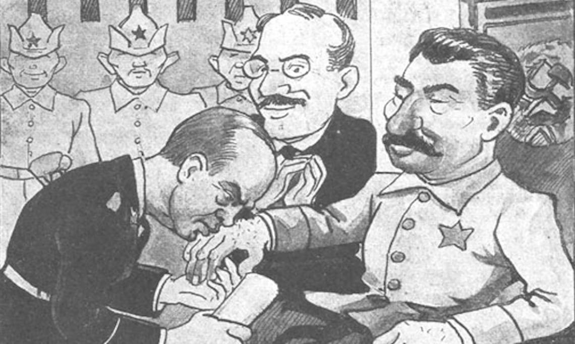 Caricature montrant Ribbentrop baisant la main de Staline devant Molotov, dans le journal polonais le Mucha, 1939 - source : WikiCommons