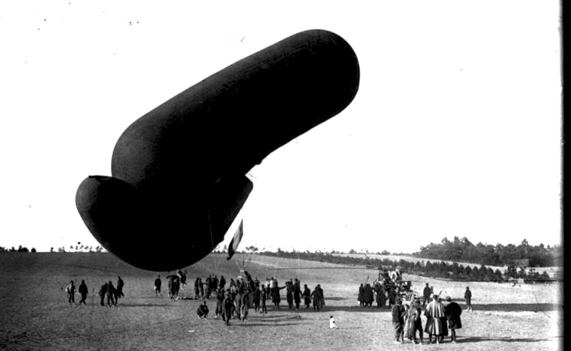 1918 : Les saucisses gonflables « contre les avions boches