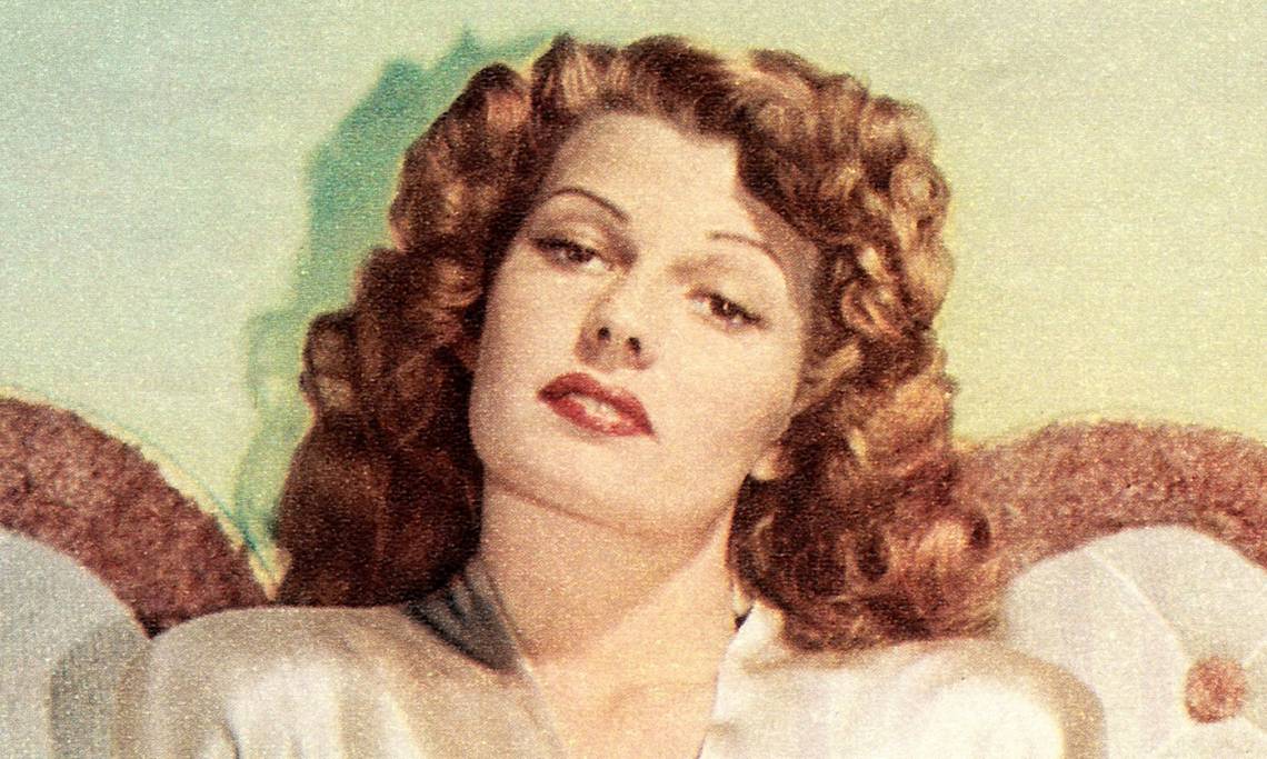 L'actrice Rita Hayworth, photo parue dans The American Magazine, 1942 - source : WikiCommons