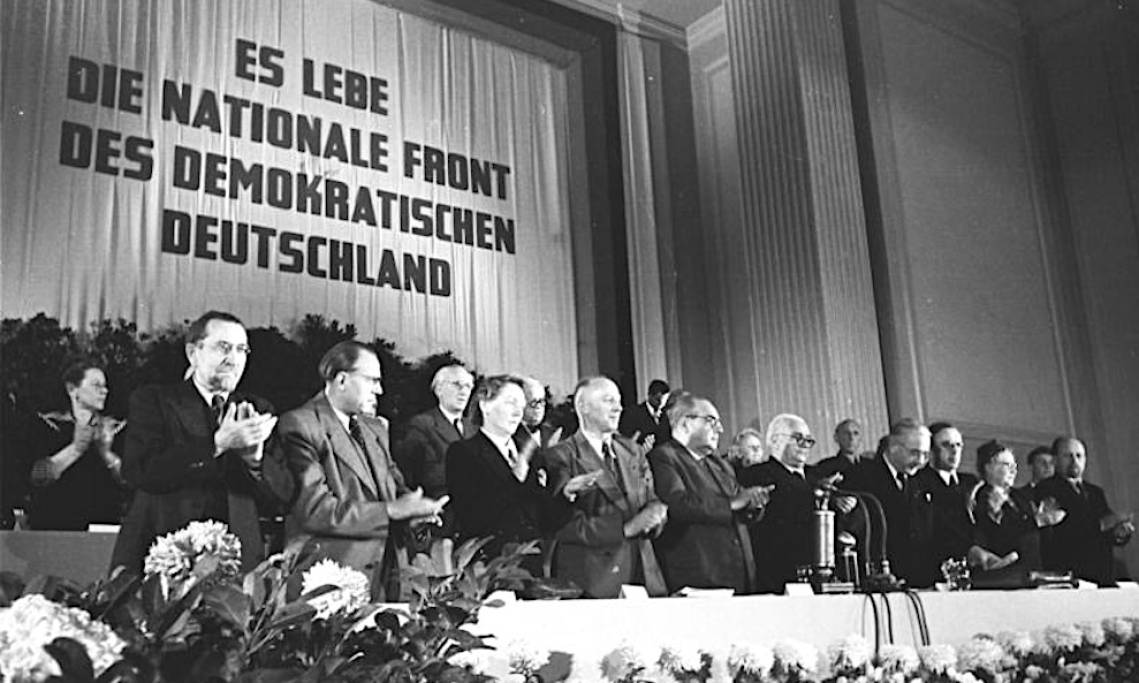 Cadres de la nouvelle République démocratique allemande (RDA), octobre 1949 - source : Bundesarchiv-WikiCommons