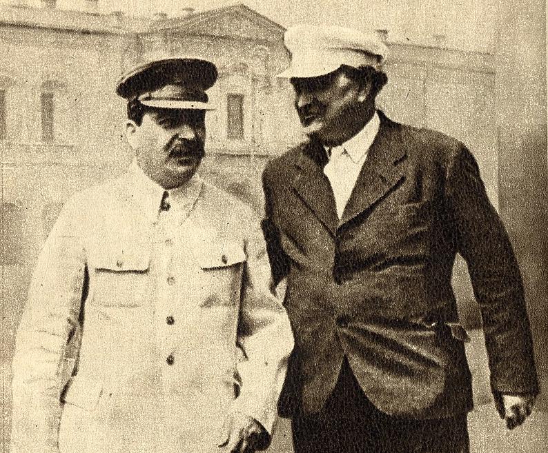 Georgi Mikhailov Dimitrov avec Joseph Staline, 1936 - source : WikiCommons