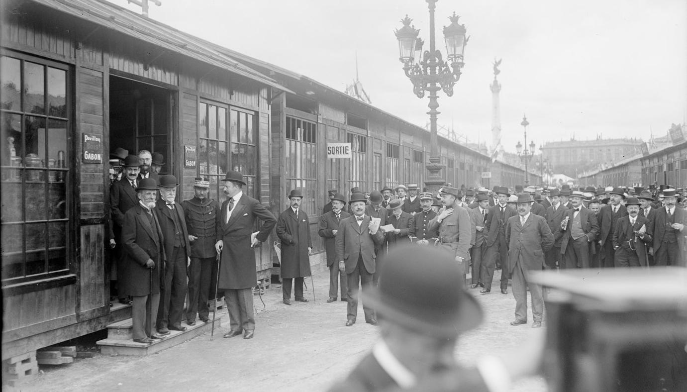 M. Maginot inaugure la foire de Bordeaux, place des Quinconces, le 3 septembre 1917, Agence Rol - source : Gallica-BnF