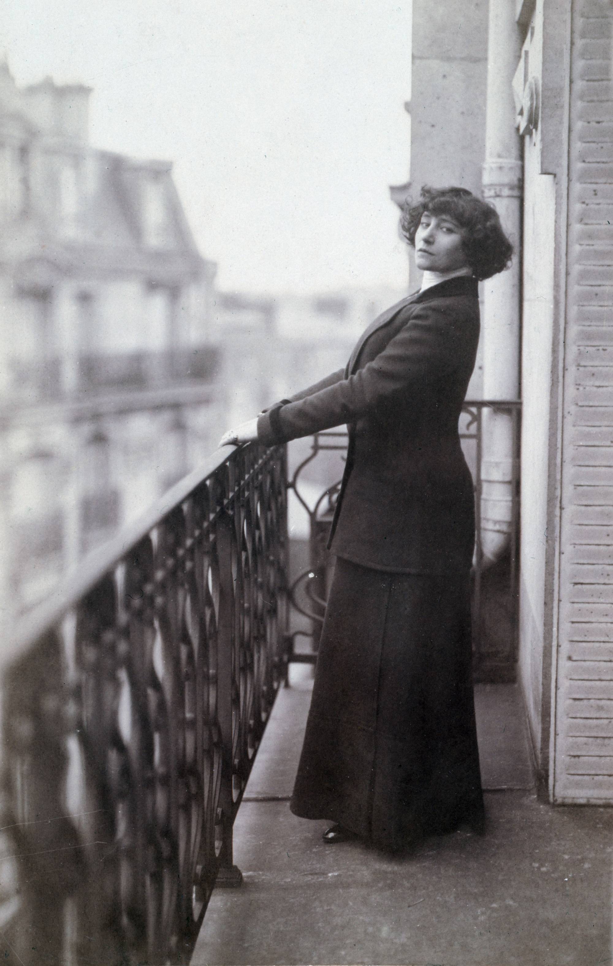Portrait de Caroline Remy dite Severine par Amelie Beaury-Saurel (1855-1929) , 1893 - source : musée Carnavalet – Histoire de Paris