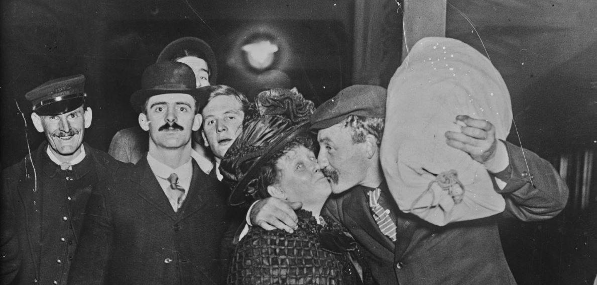 Des rescapés de la catastrophe du Titanic, Agence Rol, 1912 - source: Gallica-BnF